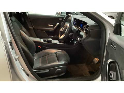 Mercedes-Benz A Class A250e AMG Line - U5316