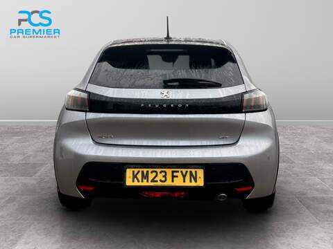 Peugeot 208 PureTech GT - U5329