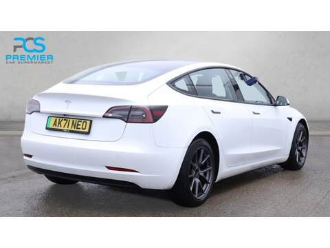 Tesla Model 3 Standard Range Plus - U5437