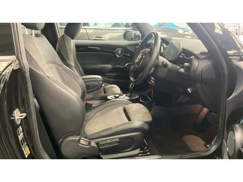 MINI Electric Hatch Cooper SE Level 2 - U5466