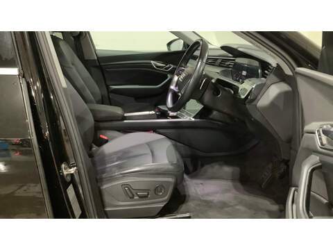 Audi e-tron Technik - U5469