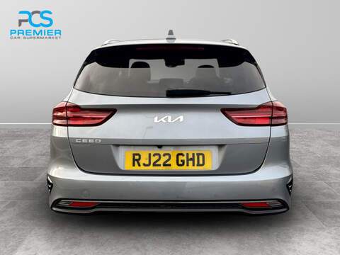 Kia Ceed T-GDi 3 - U5581