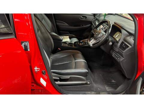 Nissan Leaf Tekna - U5612