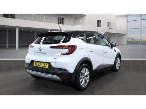Renault Captur E-TECH Iconic Edition - U5627