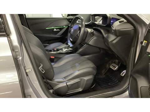 Peugeot E-208 GT - U5638