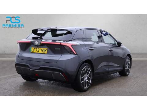 MG MG4 Trophy Long Range - U5641