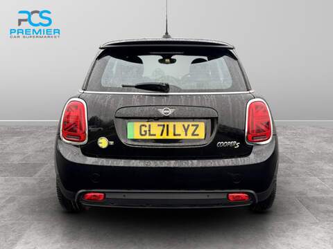 MINI Electric Hatch Cooper SE Level 2 - U5676