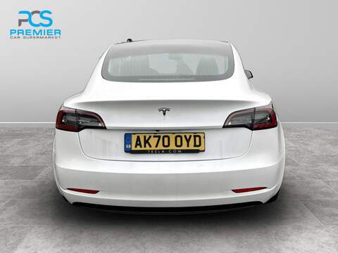 Tesla Model 3 Standard Range Plus - U5697