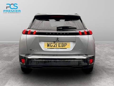 Peugeot E-2008 GT - U5700