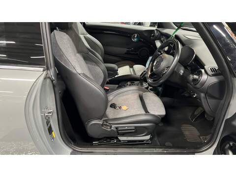 MINI Electric Hatch Cooper SE Level 2 - U5721