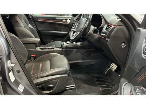 Renault Arkana E-TECH r.s. line - U5750