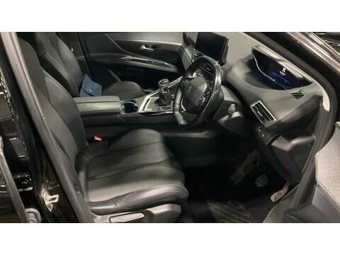Peugeot 3008 BlueHDi Allure Premium - U5768