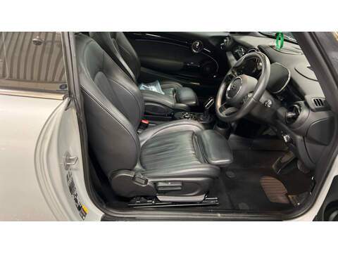 MINI Electric Hatch Cooper SE Level 3 - U5770