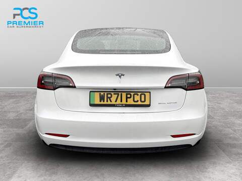 Tesla Model 3 Long Range - U5836