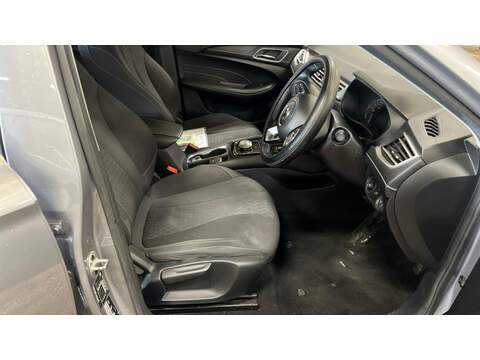 MG MG5 Excite Long Range - U5906