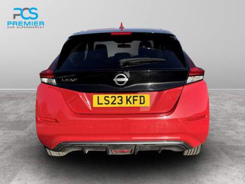Nissan Leaf N-Connecta - U6100