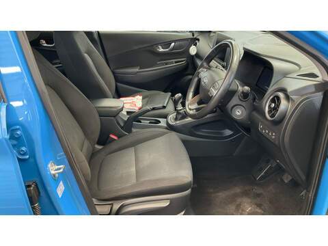 Hyundai KONA T-GDi MHEV SE Connect - U6144