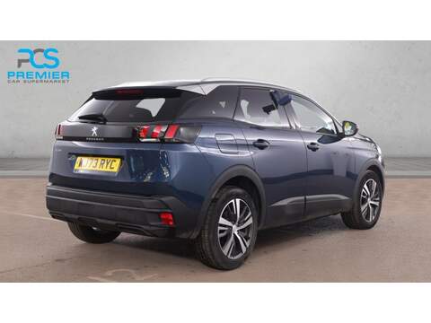 Peugeot 3008 PureTech Active Premium + - U6162