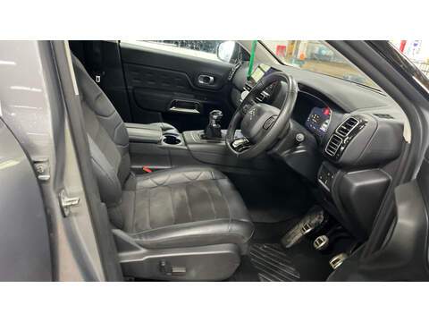Citroen C5 Aircross PureTech Shine - U6164