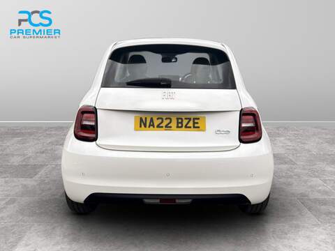Fiat 500e Icon - U6301