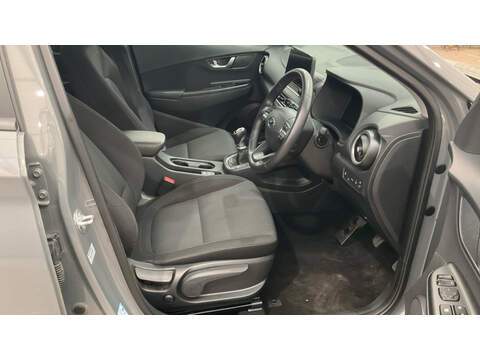 Hyundai KONA T-GDi MHEV Premium - U6327
