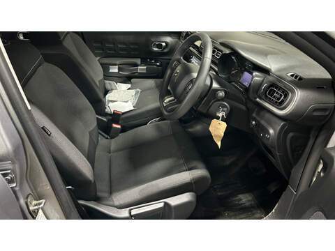 Citroen C3 PureTech PLUS - U6368