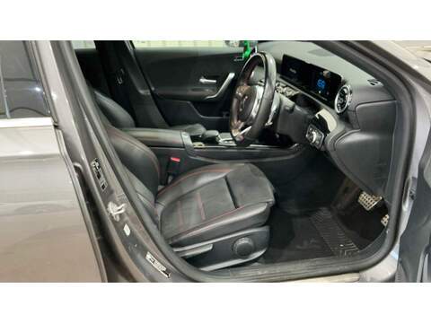 Mercedes-Benz A Class A250e AMG Line - U6378