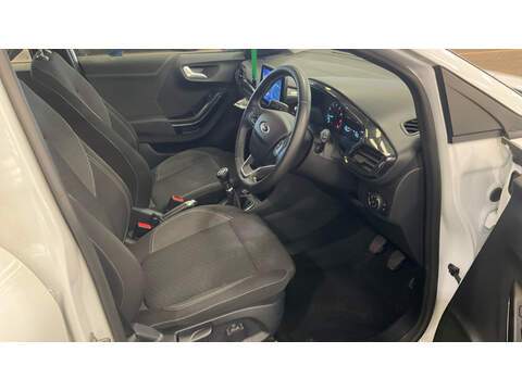 Ford Puma T EcoBoost MHEV Titanium - U6381