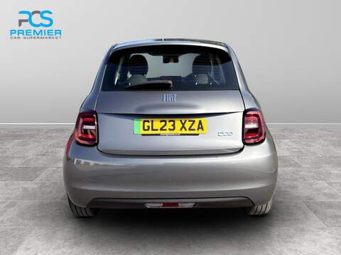 Fiat 500e Icon - U6399