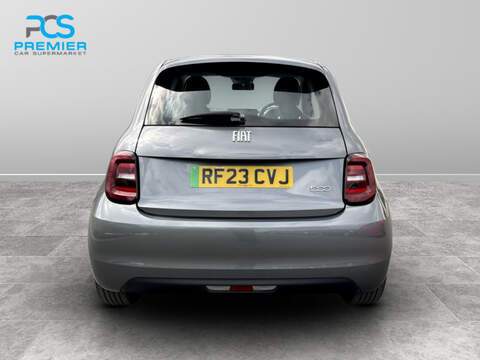Fiat 500e Icon - U6420