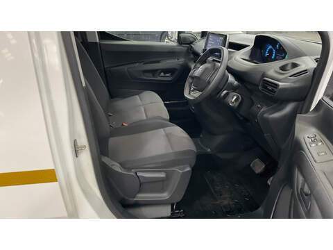 Peugeot e-Partner 800 Professional Premium - U6598