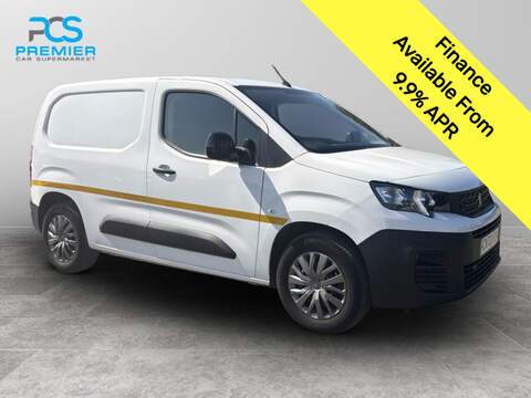 Peugeot Partner 800 50kWh Professional Premium Standard Panel Van 6dr Electric Auto SWB (136 ps)