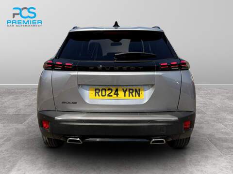 Peugeot 2008 PureTech Allure - U6672