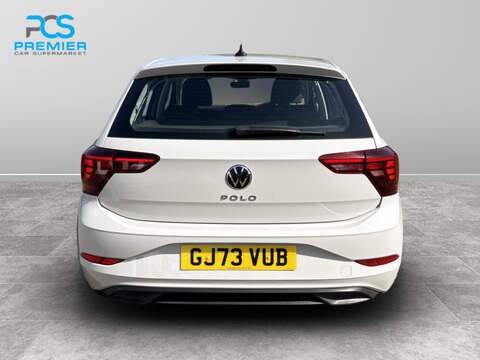 Volkswagen Polo TSI Life - U6783