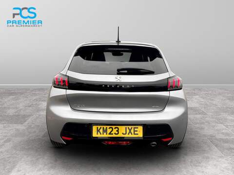 Peugeot 208 PureTech GT - U6784