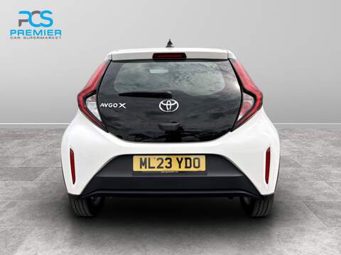 Toyota Aygo X VVT-i Pure - U6793
