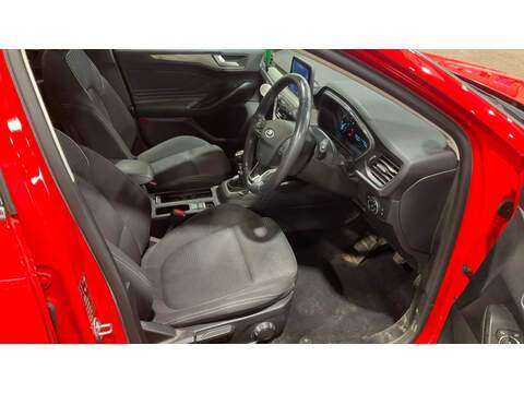 Ford Focus T EcoBoost MHEV Titanium Edition - U6834