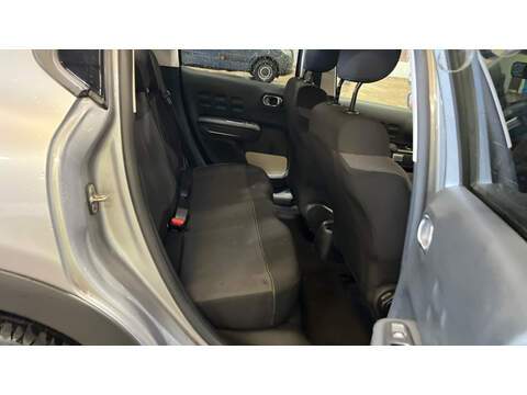 Citroen C3 PureTech PLUS - U6839