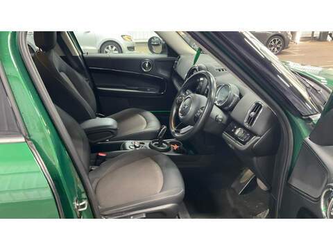 MINI Countryman Cooper Classic - U6841