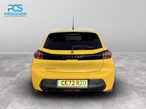 Peugeot E-208 Active Premium + - U6984