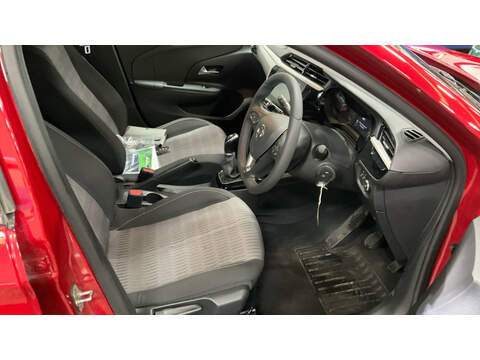 Vauxhall Corsa Design - U7032