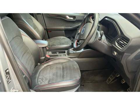 Ford Kuga T EcoBoost ST-Line X Edition - U7049