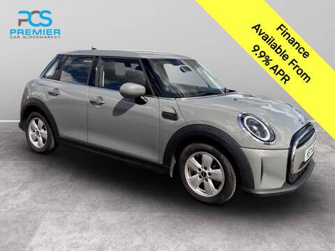 MINI Hatch 1.5 Cooper Classic Hatchback 3dr Petrol Manual Euro 6 (s/s) (136 ps)