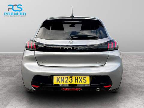 Peugeot 208 PureTech GT - U7227