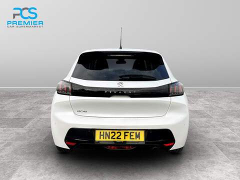 Peugeot 208 PureTech Allure Premium - U7231