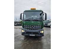 Mercedes-Benz Arocs 