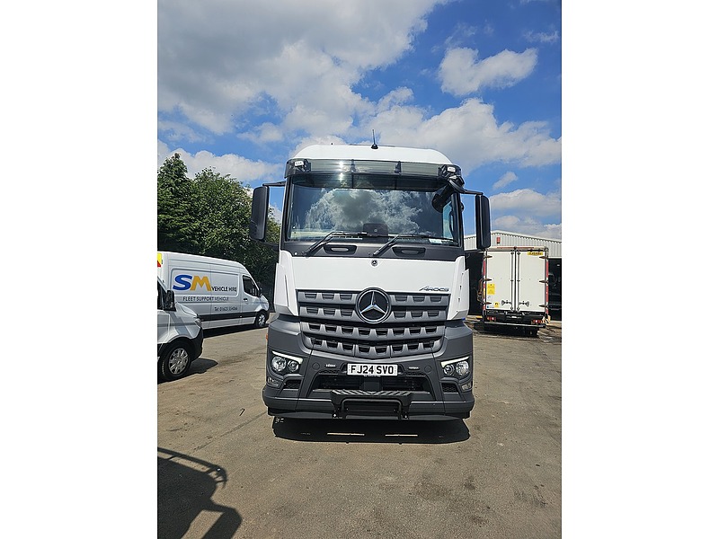 Mercedes-Benz Beavertail Flat 11 Automatic Diesel