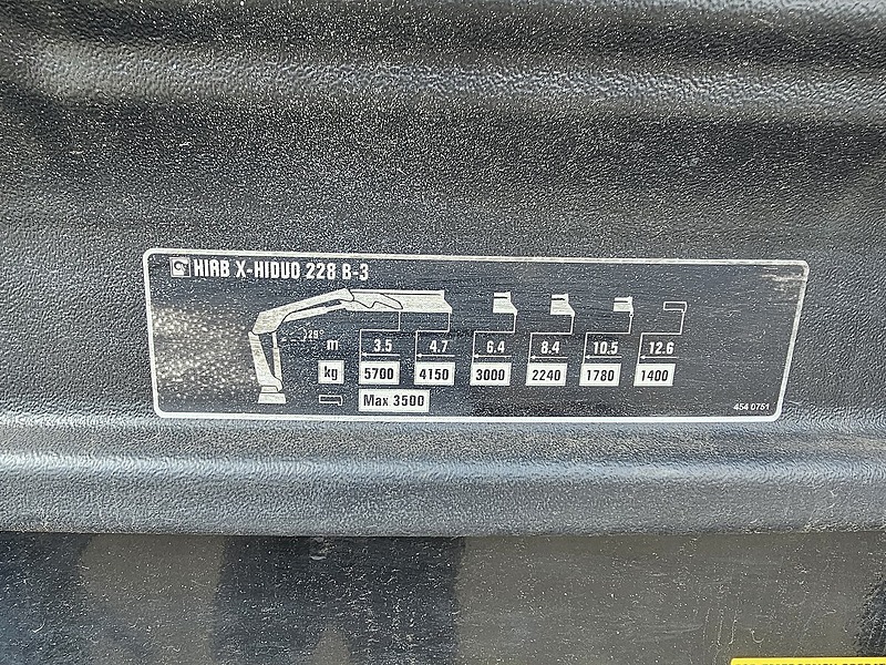 Mercedes-Benz Beavertail Flat 11 Automatic Diesel