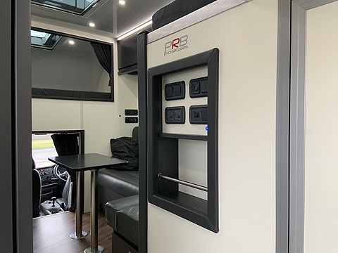 PRB R220 Auto 4.5 Livestock carrier Automated Diesel