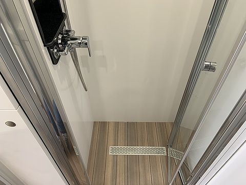 PRB R220 Auto 4.5 Livestock carrier Automated Diesel